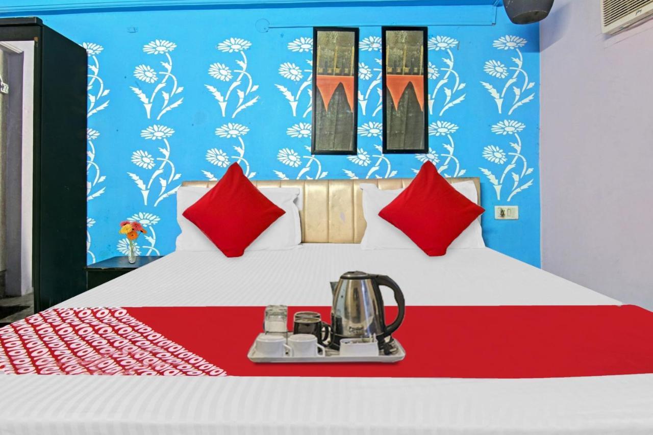 Flagship Hotel Decent Stay Near Pvr Vikaspuri Delhi New Delhi Exterior photo
