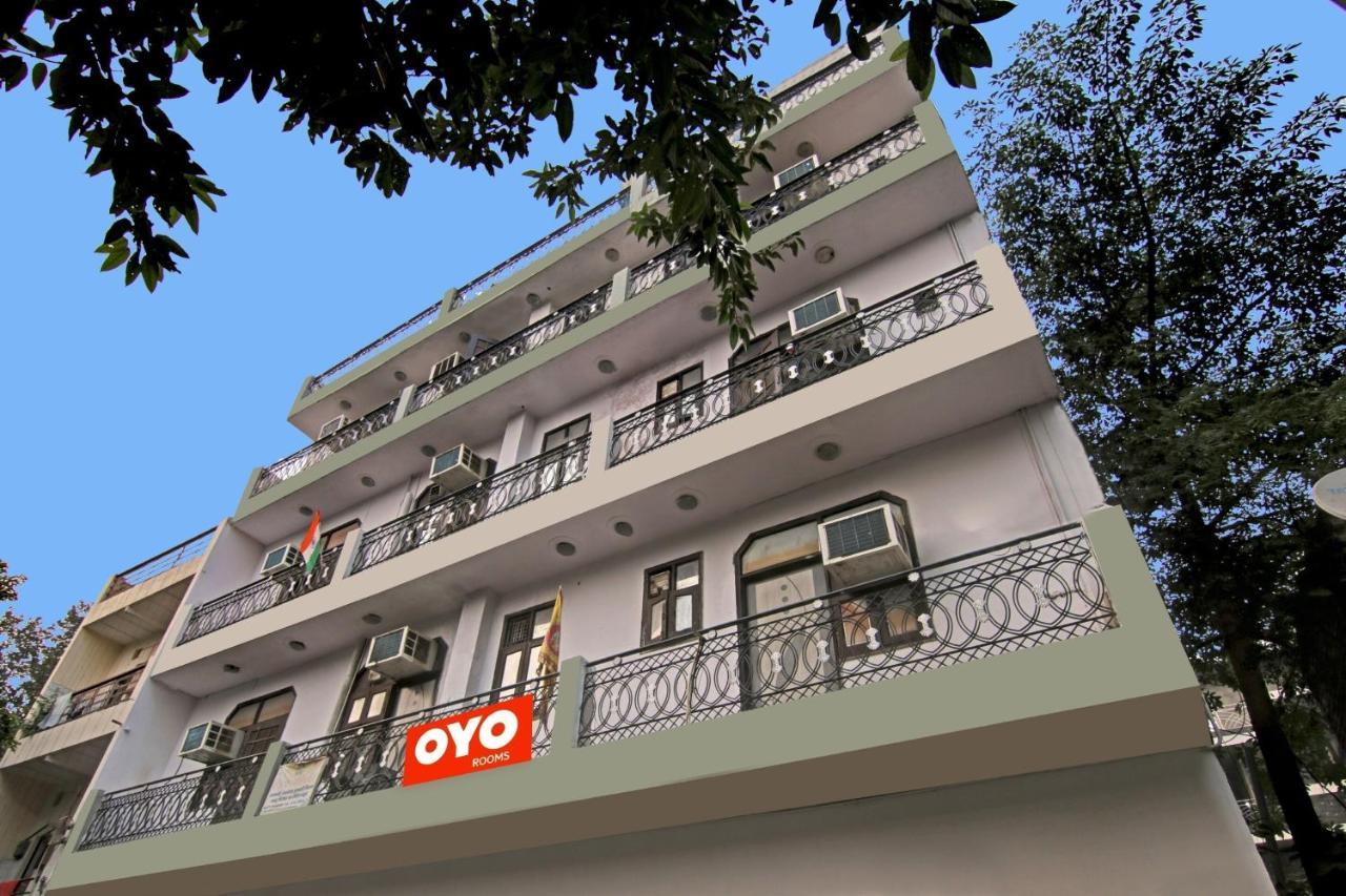 Flagship Hotel Decent Stay Near Pvr Vikaspuri Delhi New Delhi Exterior photo