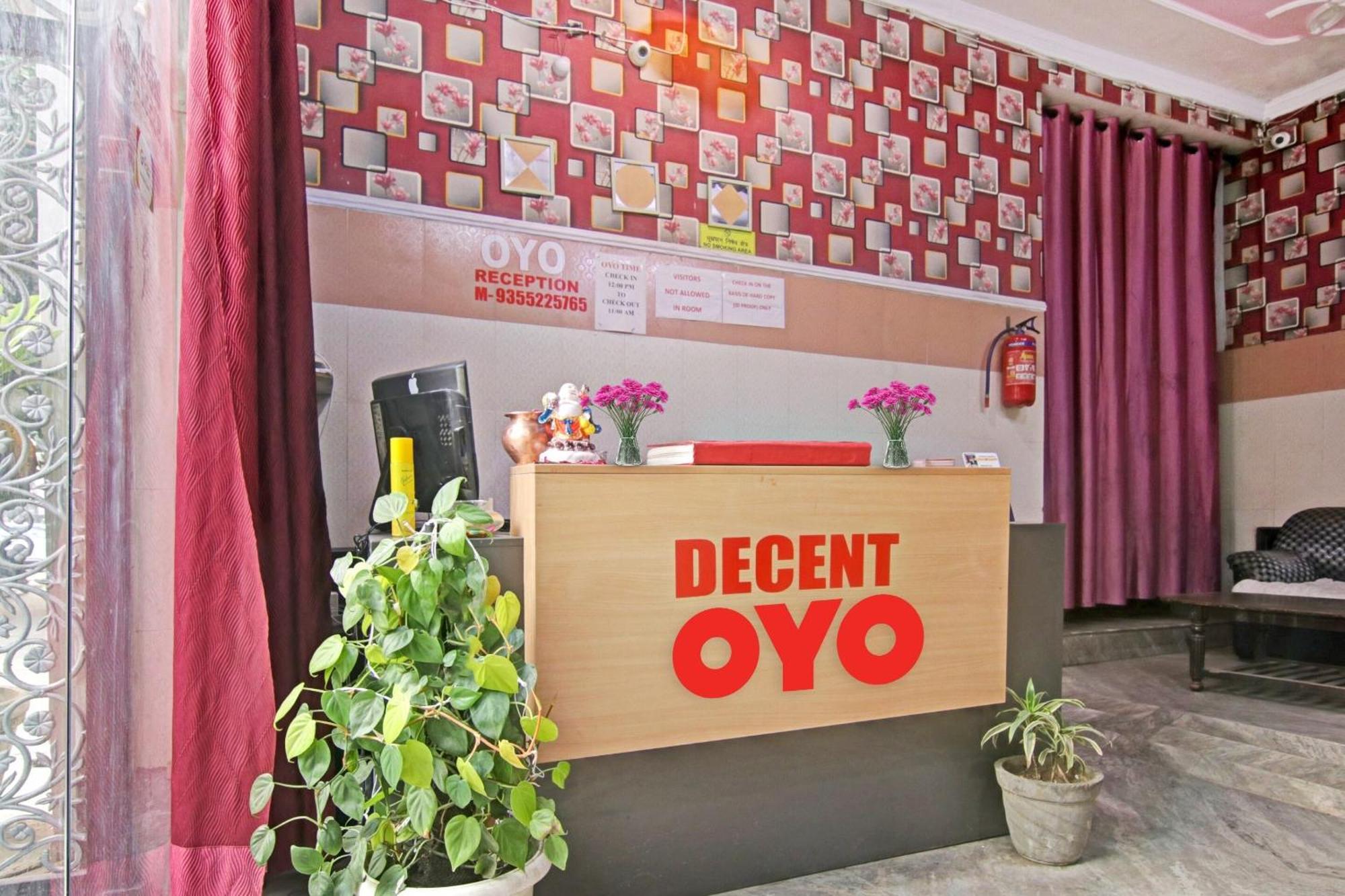 Flagship Hotel Decent Stay Near Pvr Vikaspuri Delhi New Delhi Exterior photo