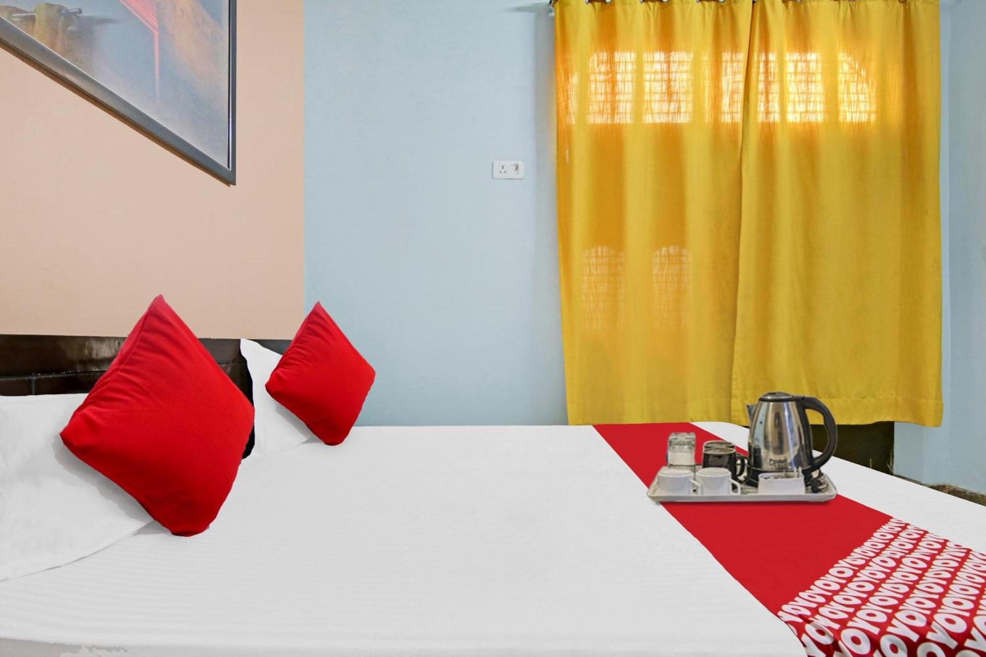 Flagship Hotel Decent Stay Near Pvr Vikaspuri Delhi New Delhi Exterior photo